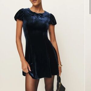 Reformation Lynette velvet dress